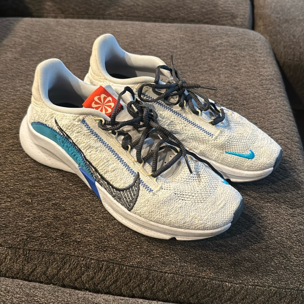 Mens white Superrep Nikes